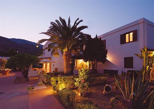 La Giara 4* Lipari (Isola Lipari)